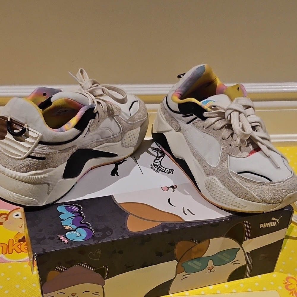 PUMA x SQUISHMALLOWS- CAM Girls Size 7 =Women 39